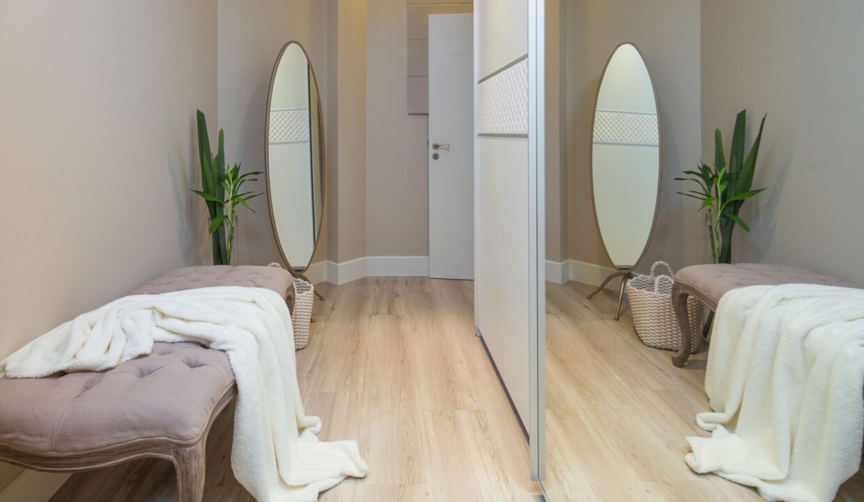 f10c317d-22ab-435e-b13c-40eda382f9b3