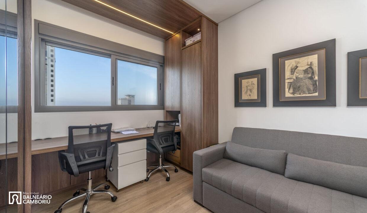 royal_tower_2201-125