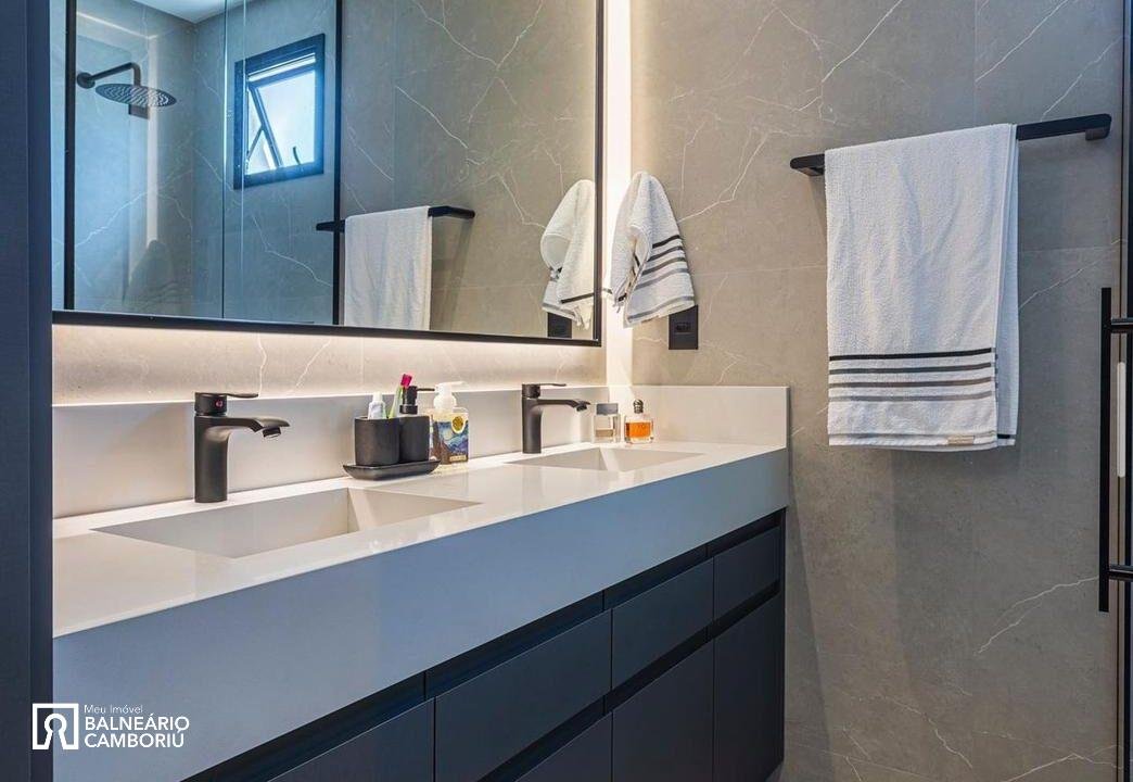 WhatsApp Image 2024-11-28 at 16.07.34 (1)